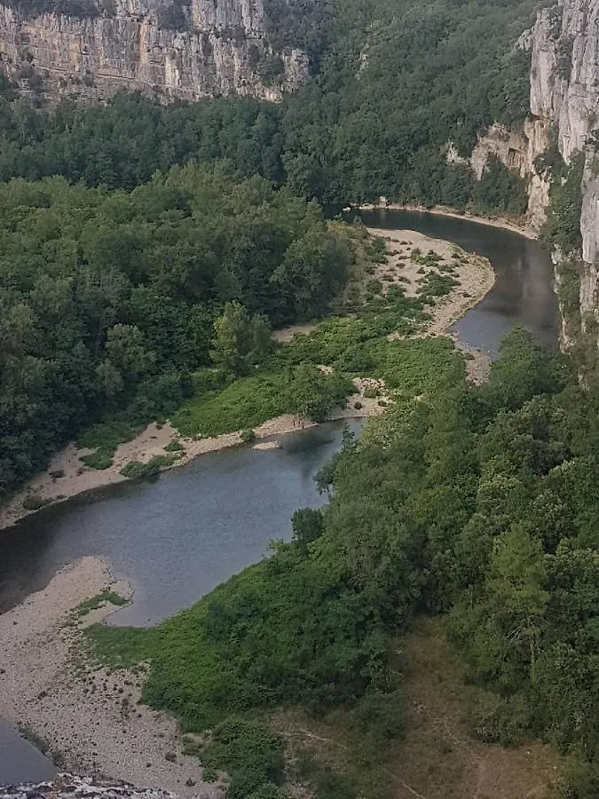 Lou Pelou Hotel Gravieres